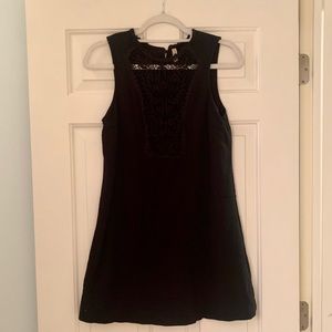 Black sleeveless Free People dress w/ lace accents